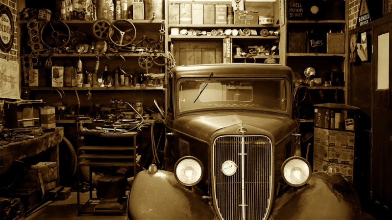 vitrine-CLANS-min_antique_auto_automobile_automotive_car_classic_equipment_fix-1169797